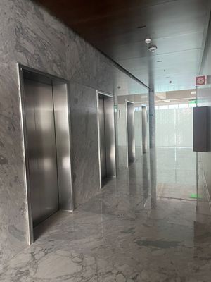 Venta de Piso de Oficina en Parques Plaza Nuevo Polanco.