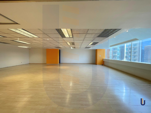 Oficina en renta - 300 m2 - Sobre Av. Insurgentes Sur