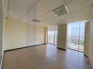 Oficina en renta - 300 m2 - Sobre Av. Insurgentes Sur