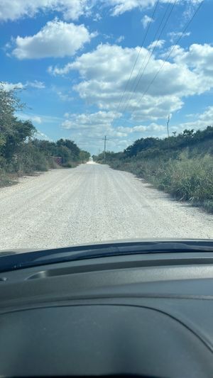 TERRENO EN TIXKUNCHEIL EN ESQUINA ENGANCHE 30 MIL Y HASTA 48 MENSUALIDADES