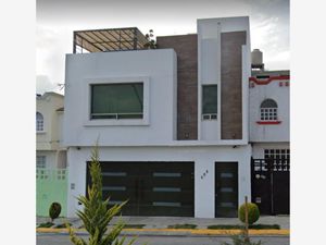 Casa en Venta en La Puerta de Hierro Pachuca de Soto