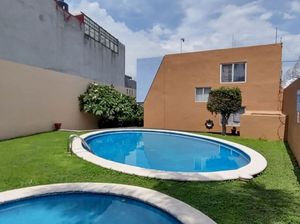 Casa en Venta en Col. San Cristóbal, Cuernavaca Mor.  A un paso de