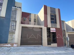 Casa en Venta en Valle del Pedregal Tijuana