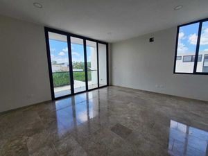 CASA RESIDENCIAL EN VENTA VARENA LIVING CHOLUL DE 4 RECÁMARAS