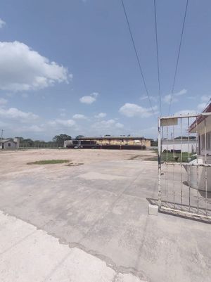 TERRENO COMERCIAL EN RENTA SOBRE CARRETERA MÉRIDA-CANCÚN DE 13,665 M2