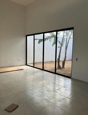 VENTA CASA PRIVADA RESIDENCIAL DE UN NIVEL EN CONKAL, YUCATÁN