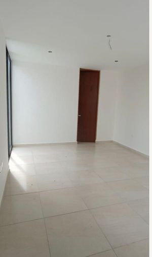 VENTA CASA PRIVADA RESIDENCIAL DE UN NIVEL EN CONKAL, YUCATÁN