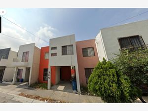 Casa en Venta en Renaceres Apodaca