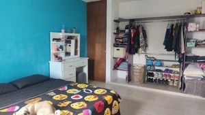 CASA EN VENTA, CONKAL, 2 NIVELES.