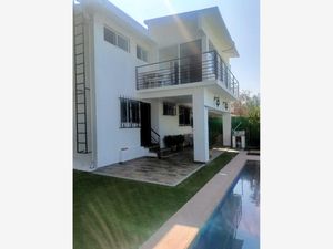 Casa en Venta en Lomas de Cocoyoc Atlatlahucan