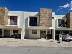 Casa en Venta en Las Puertas del Desierto Torreón