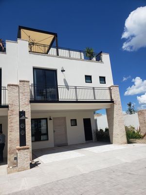 CASAS EN VENTA DE AUTOR EN ZONA JURICA EN EL SALITRE