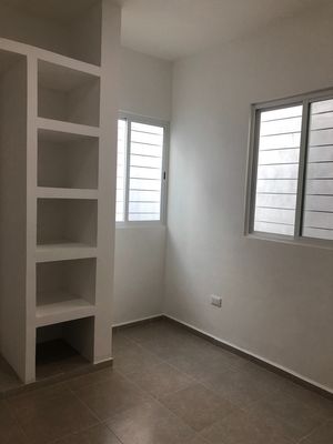 Casa en venta en Santa Fe III de 2 recámaras dentro de privada