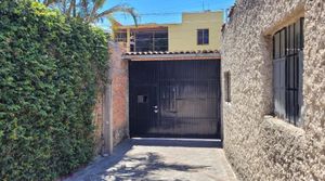 Casa en Venta en Ajijic, Increíble ubicación con uso comercial.