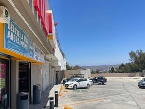 SE RENTA LOCAL COMERCIAL 140 M2, ALTAMIRA EN $30,000 PESOS