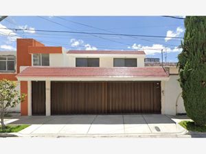 Casa en Venta en Los Bosques Aguascalientes