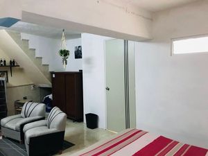 Venta Casa a sobre calle 66 a 150 mts de la Ermita, Centro de Mérida