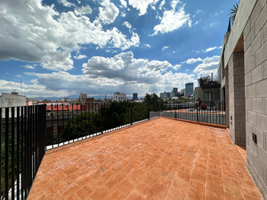 Duplex en RENTA con amplia terraza en Edificio Dondé