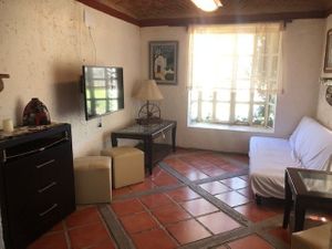 CASA EN VENTA 3 RECAMARAS 2 BAÑOS CON ALBERCA Fraccionamiento CLUB DE GOLF