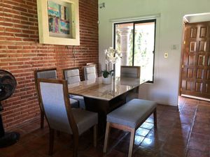 VENTA DE CASA EN HACIENDAS DE TEQUSQUIAPAN 3 RECAMARAS  2 BAÑOS