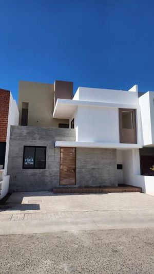 Hermosa casa nueva en Mirador