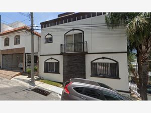 Casa en Venta en Pedregal de la Silla Monterrey