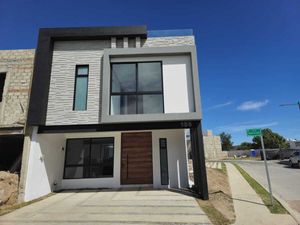 Casa en venta en Coto Savia, Valle de San Isidro, Zapopan