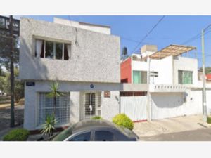 Casa en Venta en El Rosedal Coyoacán