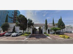 Casa en Venta en Villas del Valle Zapopan