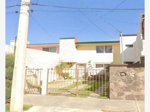 Casa en Venta en Bosques de Amalucan Puebla