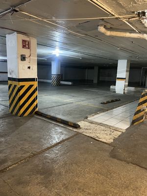 RENTA DE ESTACIONMIENTO CON CAPACIDAD PARA MAS DE 50 CARROS!!!