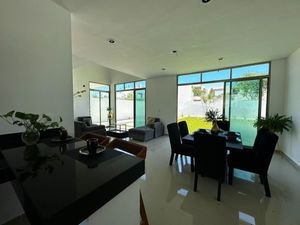 CASA EN VENTA EN SAN DIEGO CUTZ, MERIDA ENTREGA INMEDIATA