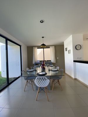 CASA EN VENTA MERIDA, PRIVADA CUMBRES, CONKAL, MODELO ELBRÚS, ENTREGA INMEDIATA