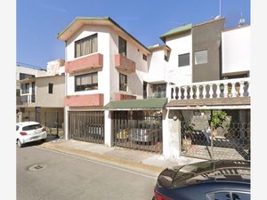 Casa en Venta en Lomas Verdes 3a Sección Naucalpan de Juárez