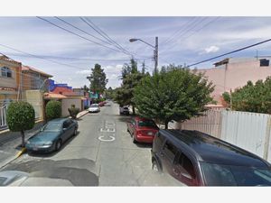 Casa en Venta en Valle de los Pinos 1ra Sección Tlalnepantla de Baz