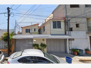 Casa en Venta en Viveros del Valle Tlalnepantla de Baz