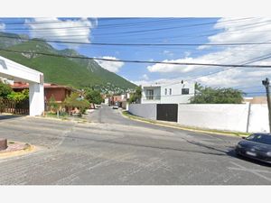 Casa en Venta en Contry la Silla Guadalupe