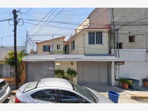 Casa en Venta en Viveros del Valle Tlalnepantla de Baz