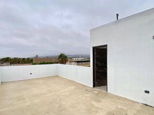 CASA EN VENTA NUEVA EN PLAYAS DE CHAPULTEPEC EN ENSENADA, BAJA CALIFORNIA