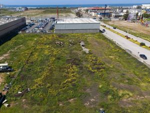 Terreno Comercial en Renta, El Naranjo, Ensenada, Baja California