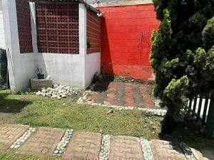 Casa en venta con Jardín en Chalco