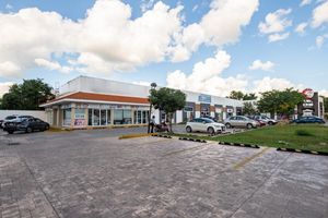 IF4594 RENTA DE LOCALES COMERCIALES OSBRE LA AV. GARCIA LAVIN, MÉRIDA YUCATÁN