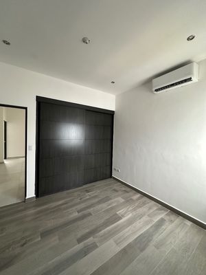 CASA EN VENTA ALTARES RESIDENCIAL