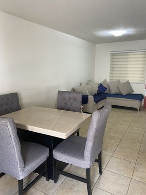 CASA EN VENTA, BOSQUES DE VALLE PONIENTE