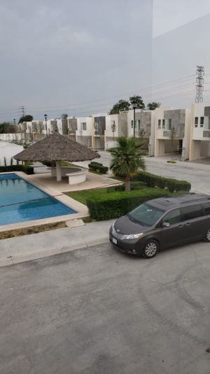 CASA EN VENTA EN DREAMS LAGOONS, APODACA