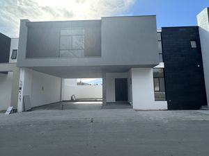 CASA EN VENTA ALTARES RESIDENCIAL