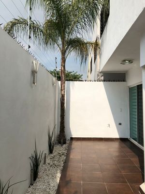 CASA EN VENTA EN CARRETERA NACIONAL