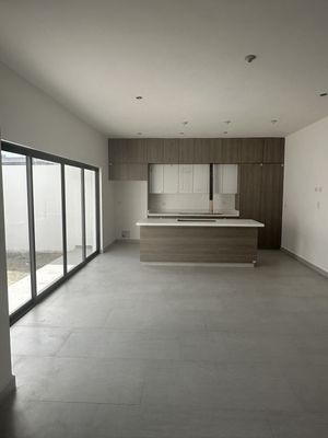 CASA EN VENTA ALTARES RESIDENCIAL