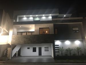 CASA EN VENTA BOSQUENCINOS