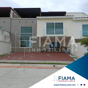 CASA EN VENTA RESIDENCIAL LAS FINCAS